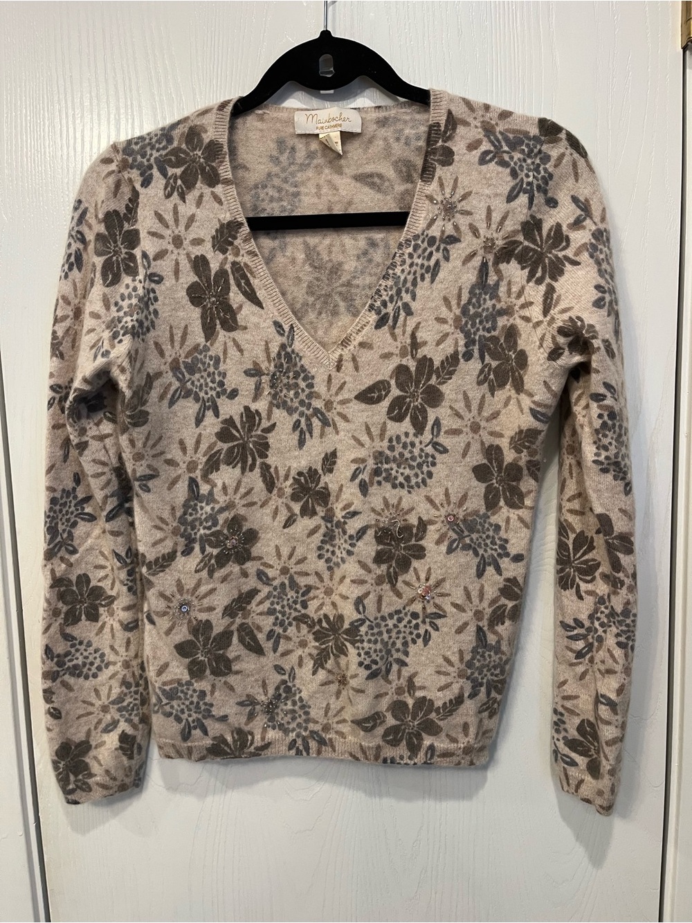 Mainbocher Cashmere V-neck Sweater Pullover Tan Gray Brown Beaded Medium